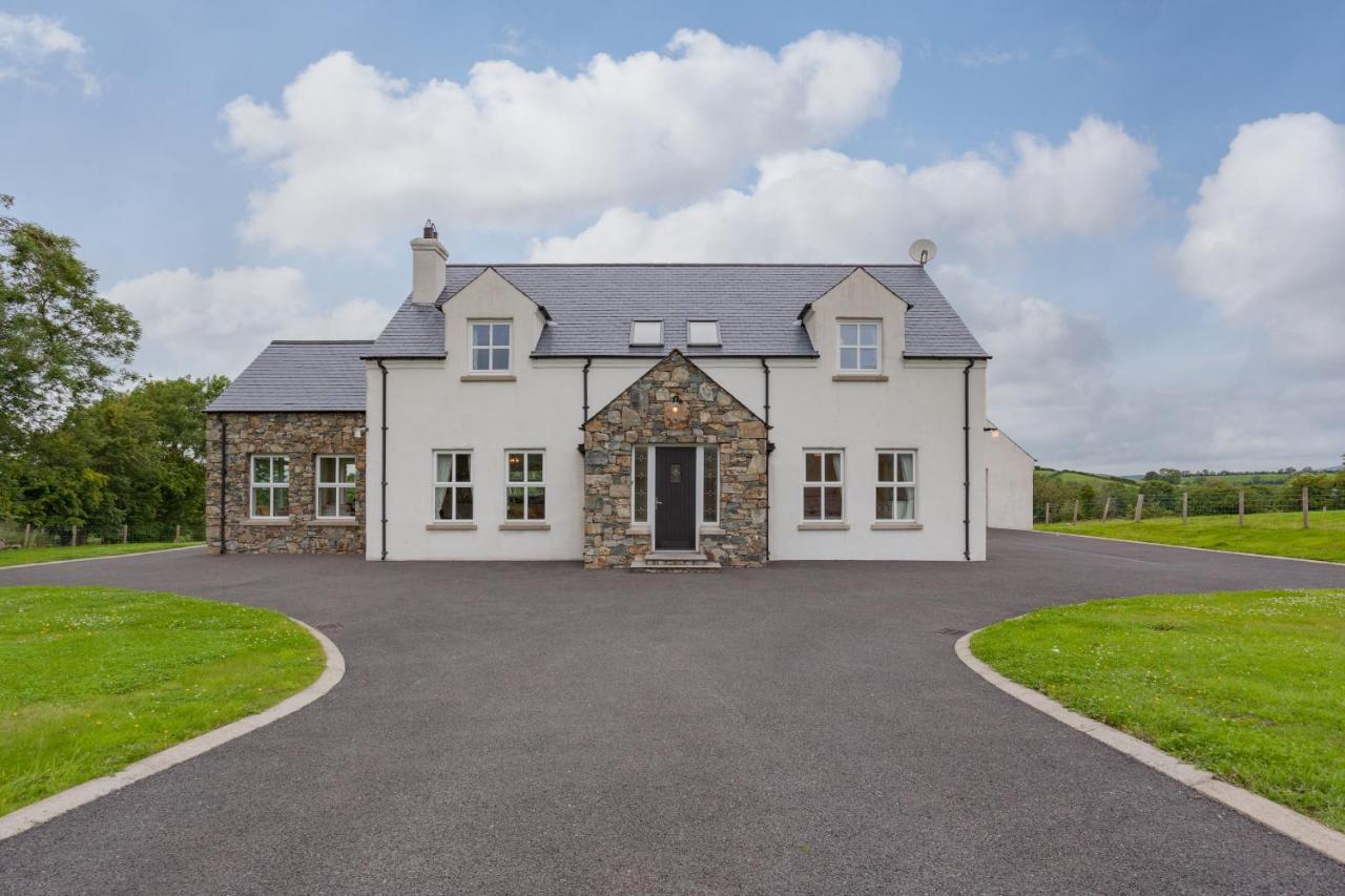 Villa Beautiful Mountain Views & Private Hot Tub Kilcoo Exterior foto