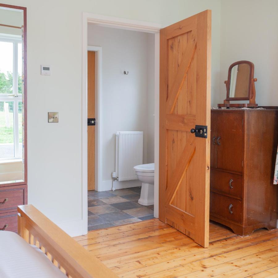 Villa Beautiful Mountain Views & Private Hot Tub Kilcoo Exterior foto